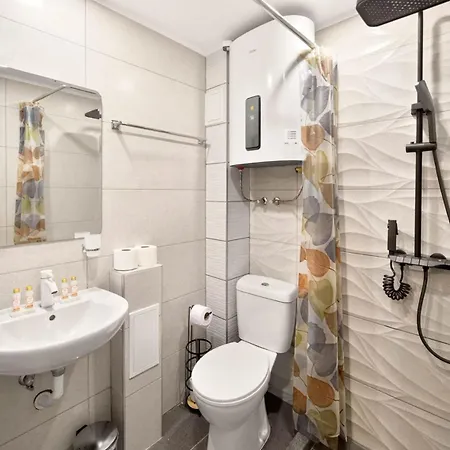 Nest Close To The Apartament Warna