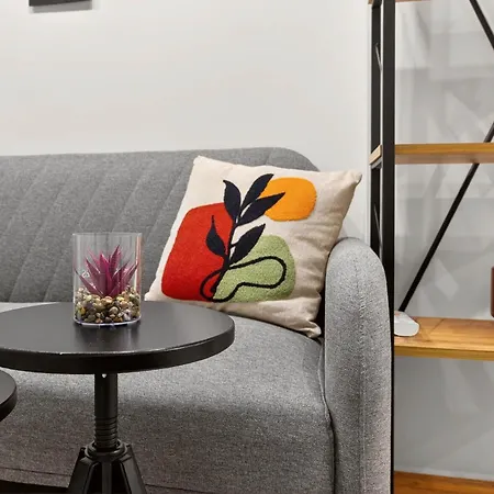 Apartament Nest Close To The *
